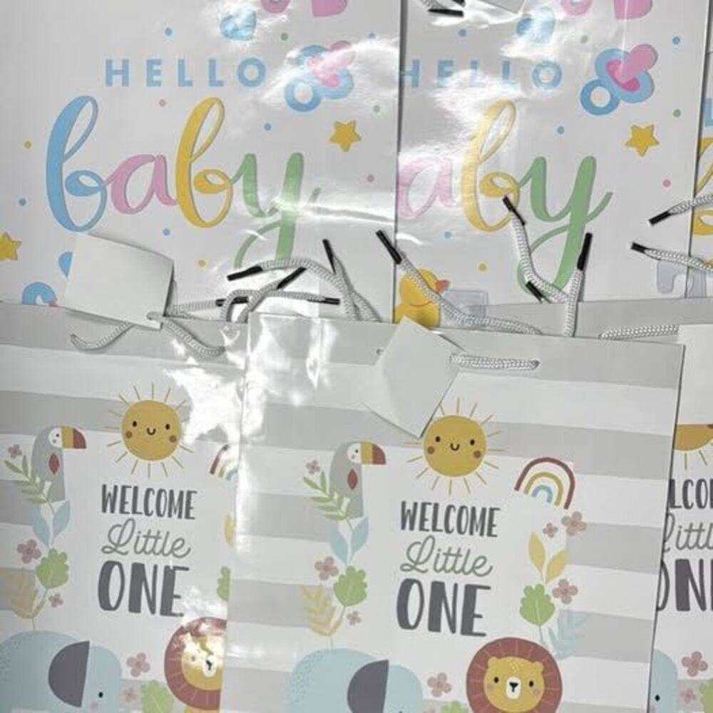 6 Baby Shower Gift Bags, NEW